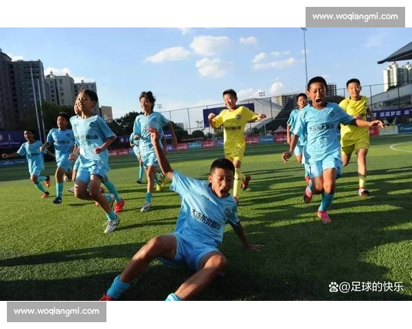 业余足球点燃城市激情草根球员书写梦想与社区活力新篇章发展图景 业余足球点燃城市激情草根球员书写梦想与社区活力新篇章发展图景